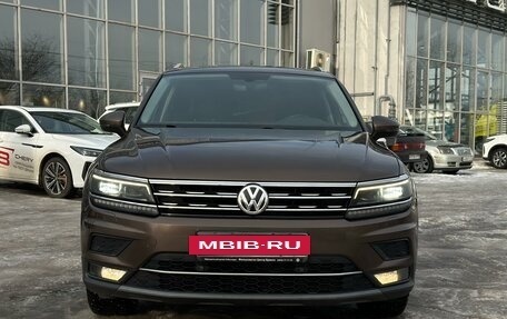 Volkswagen Tiguan II, 2017 год, 2 200 000 рублей, 5 фотография