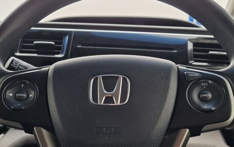 Honda Stepwgn IV, 2016 год, 3 фотография