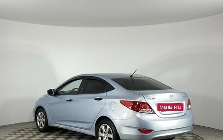 Hyundai Solaris II рестайлинг, 2011 год, 840 000 рублей, 7 фотография