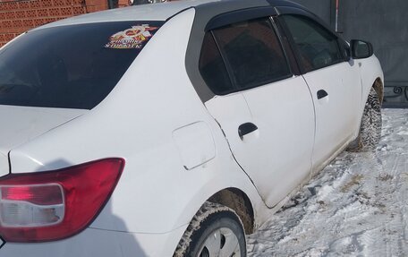 Renault Logan II, 2017 год, 599 000 рублей, 1 фотография