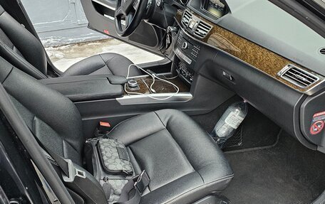 Mercedes-Benz E-Класс, 2015 год, 2 000 000 рублей, 9 фотография