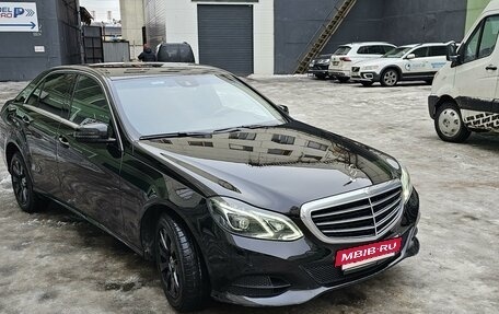 Mercedes-Benz E-Класс, 2015 год, 2 000 000 рублей, 3 фотография