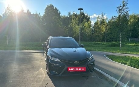 Toyota Camry, 2019 год, 2 590 000 рублей, 2 фотография