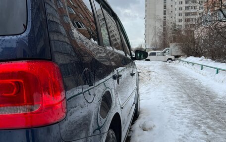 Volkswagen Touran III, 2012 год, 1 150 000 рублей, 4 фотография