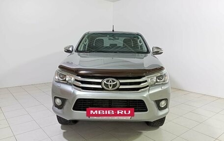 Toyota Hilux VIII, 2016 год, 3 390 000 рублей, 2 фотография