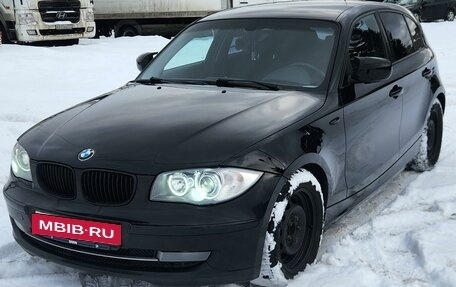 BMW 1 серия, 2011 год, 970 000 рублей, 3 фотография