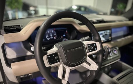 Land Rover Defender II, 2020 год, 7 999 000 рублей, 17 фотография