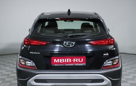 Hyundai Kona I, 2021 год, 2 550 000 рублей, 6 фотография