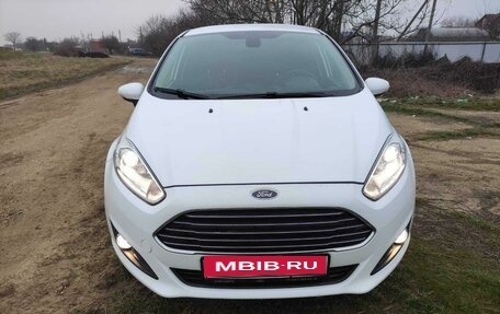 Ford Fiesta, 2016 год, 1 215 000 рублей, 22 фотография