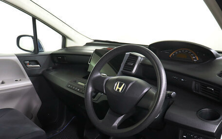 Honda Freed I, 2010 год, 1 230 000 рублей, 16 фотография