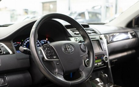 Toyota Camry, 2014 год, 2 099 000 рублей, 5 фотография