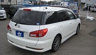 Nissan Wingroad III, 2013 год, 884 000 рублей, 5 фотография