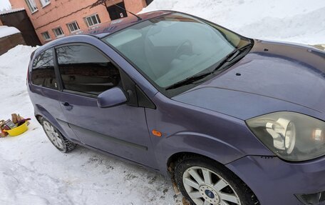 Ford Fiesta, 2006 год, 350 000 рублей, 2 фотография