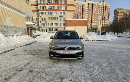 Volkswagen Tiguan II, 2020 год, 3 670 000 рублей, 2 фотография