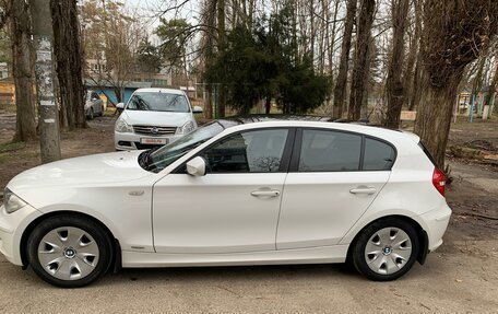 BMW 1 серия, 2010 год, 930 000 рублей, 2 фотография