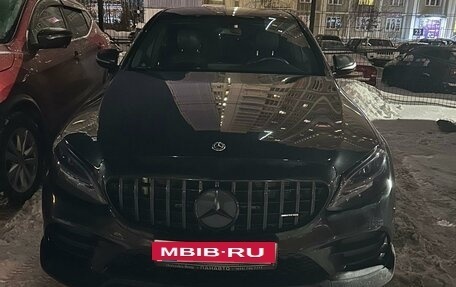 Mercedes-Benz C-Класс, 2019 год, 3 800 000 рублей, 5 фотография
