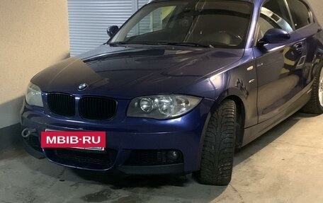 BMW 1 серия, 2007 год, 700 000 рублей, 2 фотография