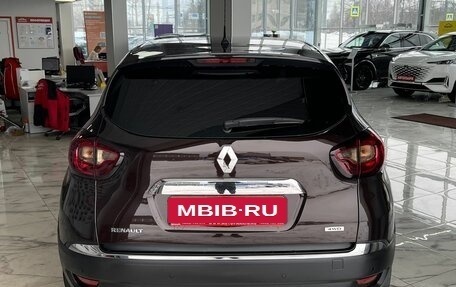 Renault Kaptur I рестайлинг, 2017 год, 1 749 000 рублей, 5 фотография