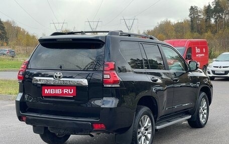 Toyota Land Cruiser Prado 150 рестайлинг 2, 2018 год, 5 800 000 рублей, 5 фотография