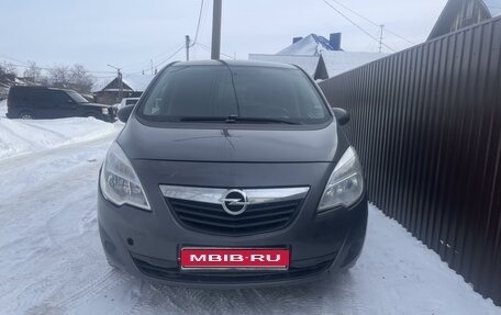 Opel Meriva, 2011 год, 560 000 рублей, 1 фотография