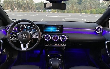 Mercedes-Benz A-Класс, 2020 год, 1 834 000 рублей, 7 фотография
