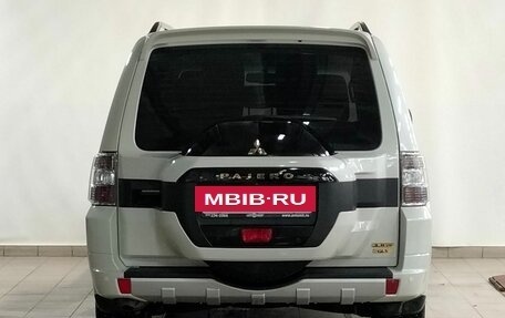 Mitsubishi Pajero IV, 2019 год, 4 650 000 рублей, 5 фотография
