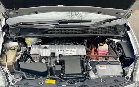 Toyota Prius, 2012 год, 950 000 рублей, 9 фотография