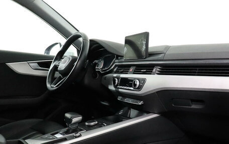Audi A4, 2019 год, 2 525 000 рублей, 7 фотография
