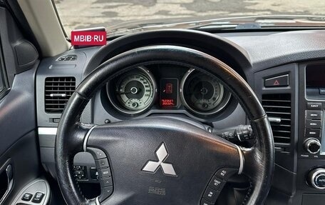Mitsubishi Pajero IV, 2013 год, 2 100 000 рублей, 4 фотография