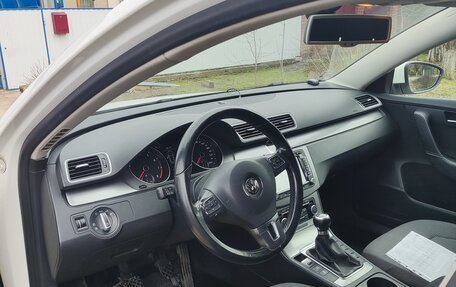 Volkswagen Passat B7, 2012 год, 1 370 000 рублей, 8 фотография