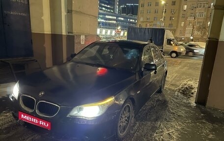 BMW 5 серия, 2003 год, 710 000 рублей, 1 фотография