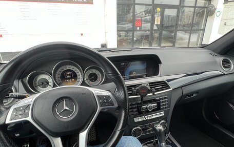 Mercedes-Benz C-Класс, 2011 год, 1 650 000 рублей, 9 фотография