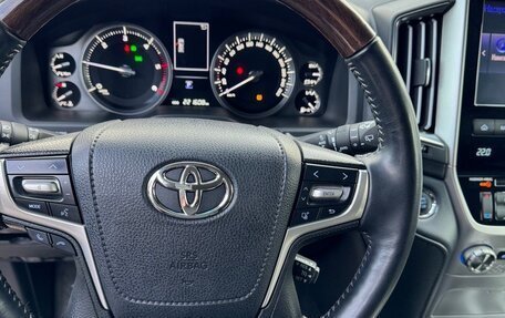 Toyota Land Cruiser 200, 2019 год, 7 900 000 рублей, 10 фотография
