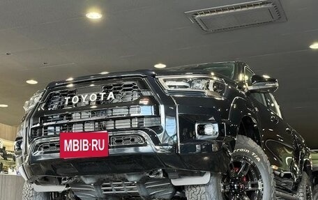 Toyota Hilux VIII, 2023 год, 4 500 000 рублей, 5 фотография