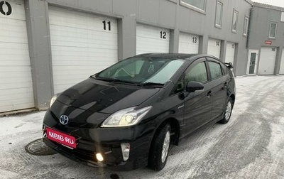 Toyota Prius, 2013 год, 1 300 000 рублей, 1 фотография