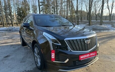 Cadillac XT5 I рестайлинг, 2022 год, 3 990 000 рублей, 3 фотография