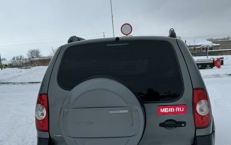 Chevrolet Niva I рестайлинг, 2017 год, 700 000 рублей, 5 фотография