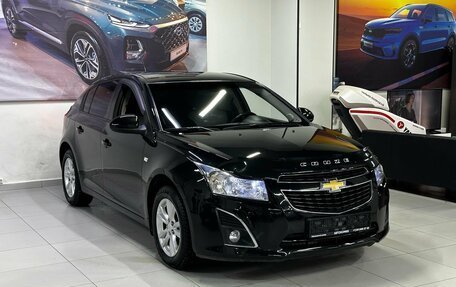 Chevrolet Cruze II, 2012 год, 899 000 рублей, 3 фотография