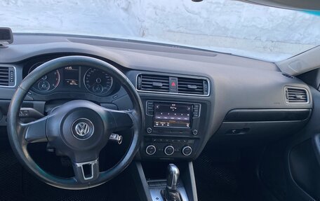 Volkswagen Jetta VI, 2012 год, 790 000 рублей, 8 фотография