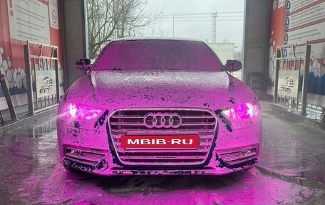 Audi A4, 2013 год, 1 599 000 рублей, 4 фотография