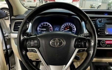 Toyota Highlander III, 2014 год, 3 249 000 рублей, 9 фотография