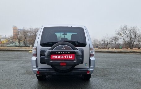 Mitsubishi Pajero IV, 2011 год, 2 300 000 рублей, 5 фотография