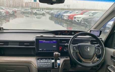 Honda Stepwgn IV, 2016 год, 1 790 000 рублей, 11 фотография