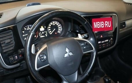 Mitsubishi Outlander III рестайлинг 3, 2014 год, 1 350 000 рублей, 6 фотография