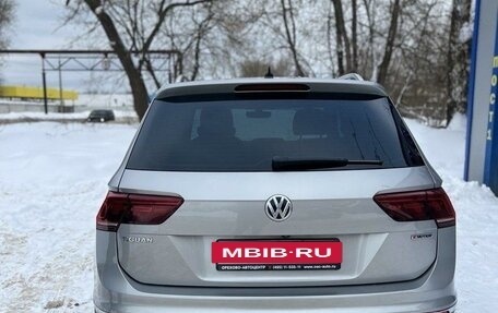 Volkswagen Tiguan II, 2018 год, 2 900 000 рублей, 4 фотография