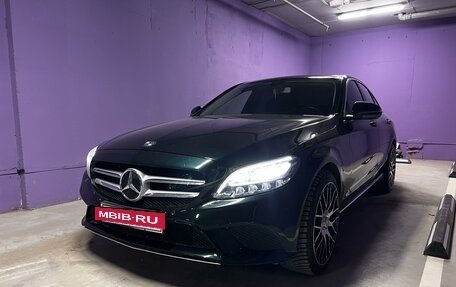 Mercedes-Benz C-Класс, 2019 год, 3 850 000 рублей, 4 фотография