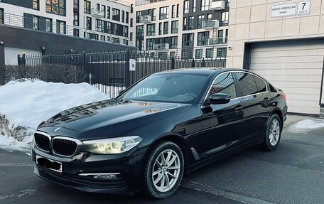 BMW 5 серия, 2019 год, 2 950 000 рублей, 2 фотография
