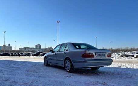 Mercedes-Benz E-Класс, 2000 год, 750 000 рублей, 8 фотография