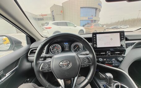 Toyota Camry, 2021 год, 3 470 000 рублей, 4 фотография