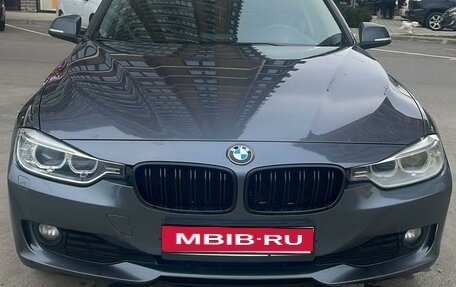 BMW 3 серия, 2014 год, 1 700 000 рублей, 3 фотография